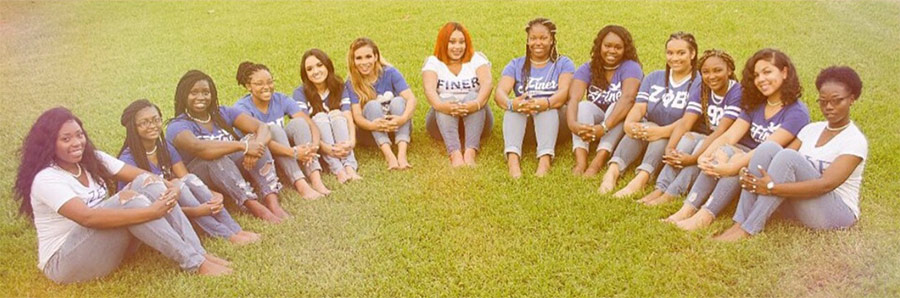 Zeta Phi Beta Sorority Members